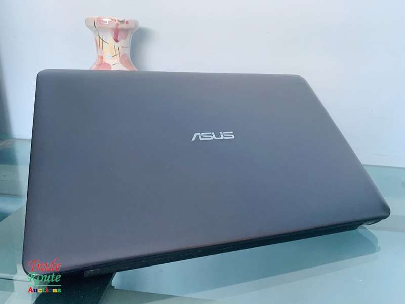 ASUS VIVOBOOK X540UA 15.6 INCH NOTEBOOK | CORE i5 8250U 8th Gen 1.8GHZ | 8GB RAM | 1TB HDD LAPTOP