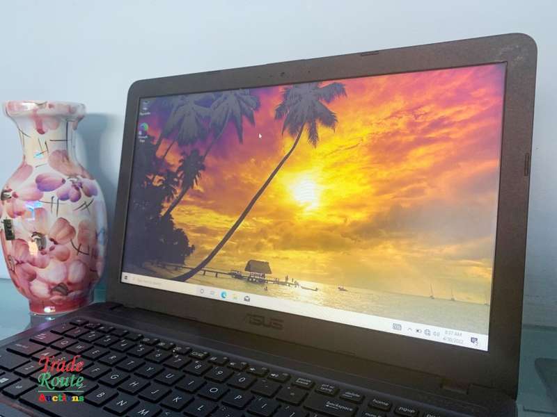 ASUS VIVOBOOK X540UA 15.6 INCH NOTEBOOK | CORE i5 8250U 8th Gen 1.8GHZ | 8GB RAM | 1TB HDD LAPTOP