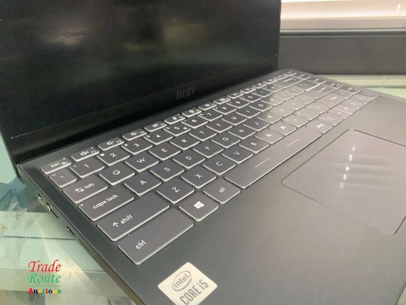 MSI Modern 14 B10MW 14` Ultra Thin Core i5 8GB 512GB 14 IPS FHD Laptop