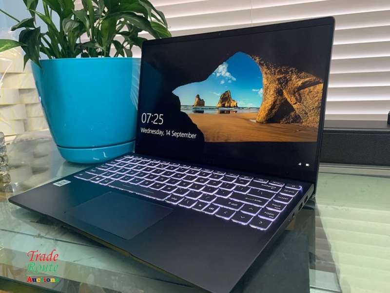 MSI Modern 14 B10MW 14` Ultra Thin Core i5 8GB 512GB 14 IPS FHD Laptop