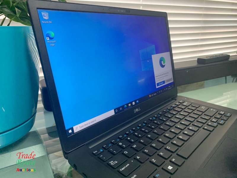Dell Latitude 7490 Touch Screen Laptop Core i5 8350U 8th Gen 8GB 128GB 14` Full HD (1920x1080)