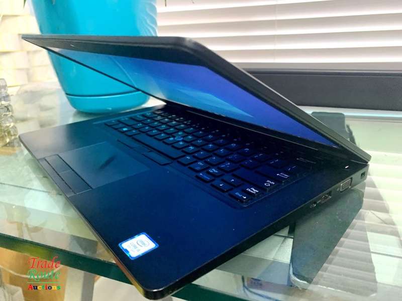 Dell Latitude 5490 Full HD 14` LAPTOP | Intel Core i5 8250U 8th Gen 1.8GHz | 8GB RAM 256GB SSD NVMe
