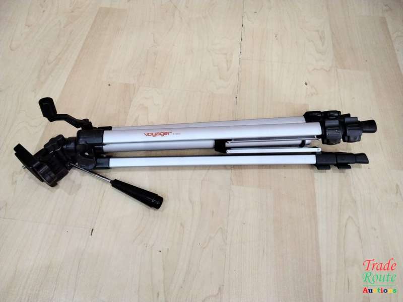 Voyager Tripod T1000 [ pre-owned ]