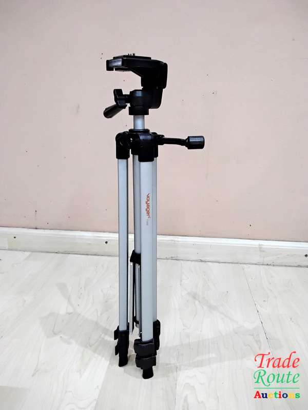 Voyager T1000 Tripod