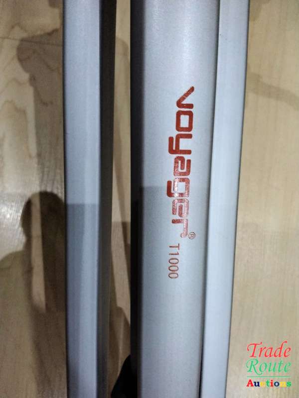 Voyager T1000 Tripod
