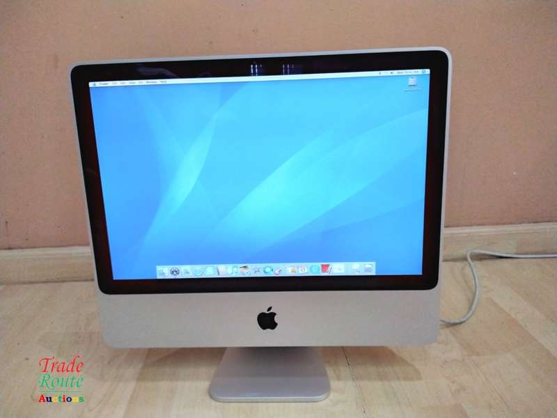 iMac 20-Inch `Core 2 Duo` 2.4Ghz - All in One COMPUTER Desktop - 1GB RAM - 320GB HDD