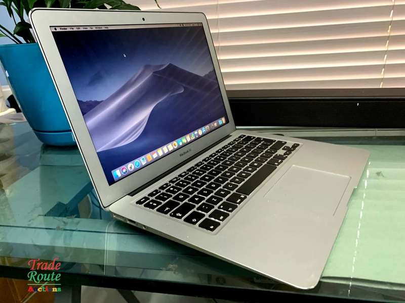 2017 MacBook Air 13.3-inch | Core i5 1.8GHz | 8GB RAM | 128GB SSD MACBOOK AIR 13 INCH