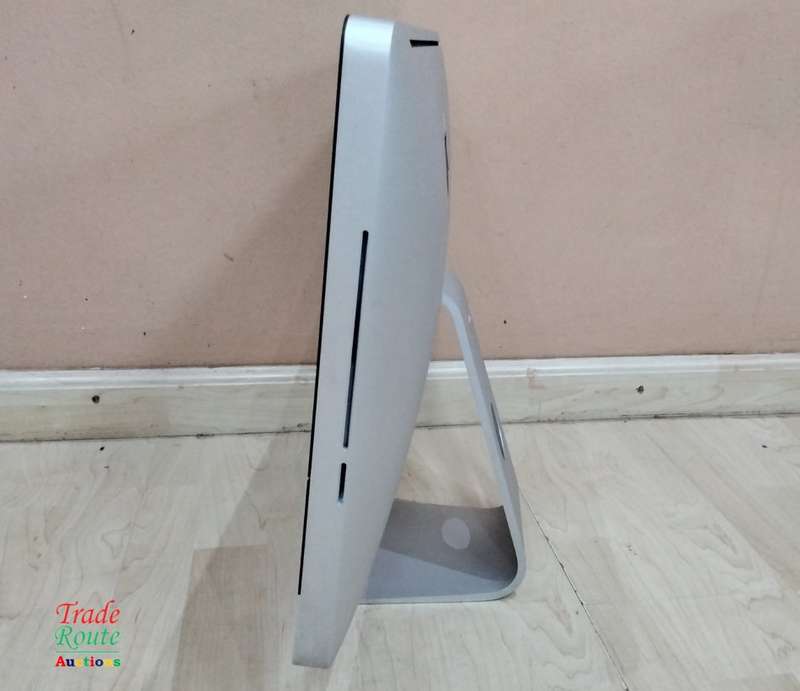 iMAC Apple | 21.5 INCH | Core i5 2.7Ghz 4GB RAM 500GB HDD * AMD Radeon HD Graphics