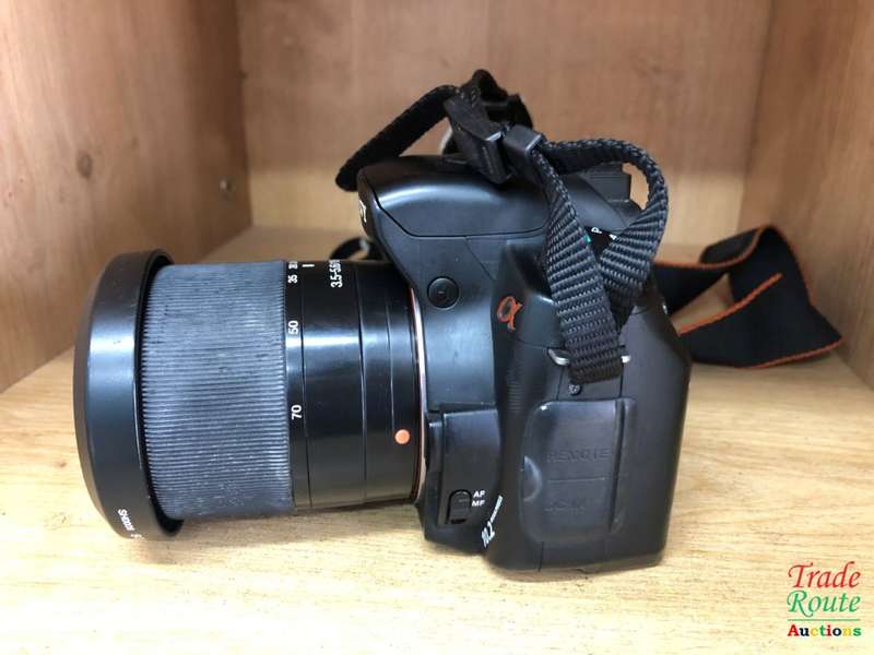SONY ALPHA A200 DSLR PROFESSIONAL DIGITAL CAMERA + 18-70 SONY LENS KIT