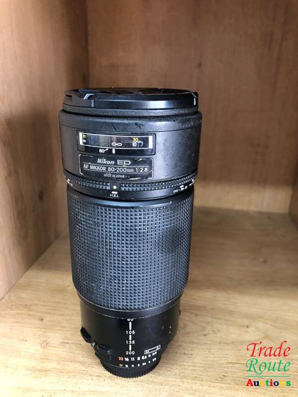 Nikon ED AF NIKKOR 80-200mm 1:2.8 Lens