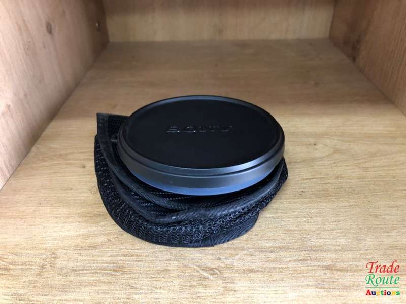SONY VCL-MHG07 WIDE END CONVERSION LENS X 0.7 - IN LENS CASE