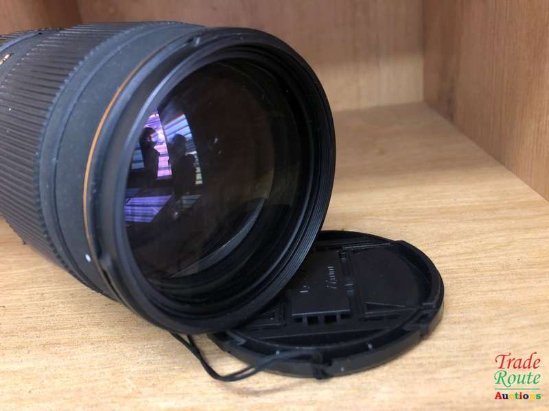 Sigma 70-200mm f/2.8 EX DG II Macro Lens [ CANON MOUNT ]