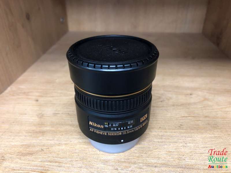Nikon AF DX Fisheye-NIKKOR 10.5mm f/2.8G ED Lens