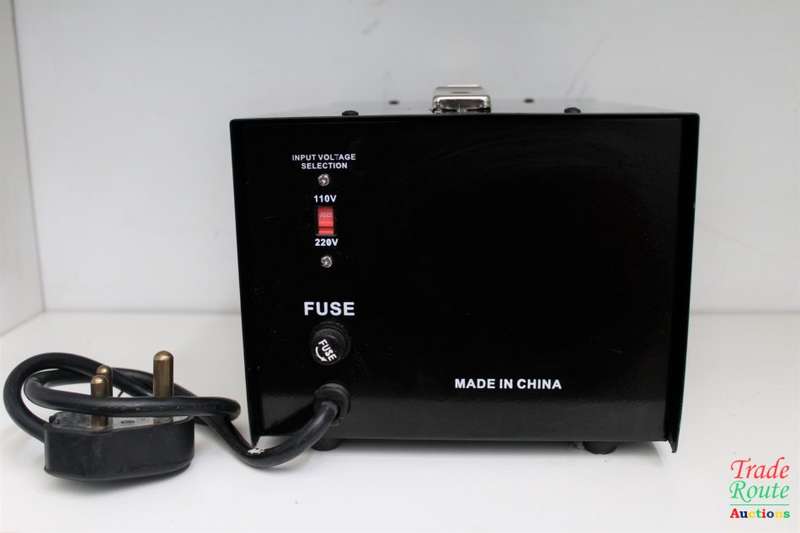 STEP UP 110V TO 220V & STEP DOWN 220V TO 110V TRANSFORMER DS-2000