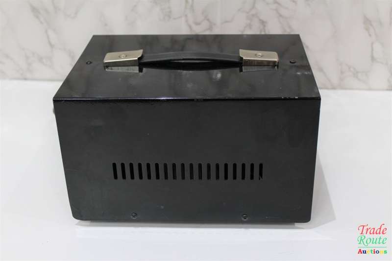 STEP UP 110V TO 220V & STEP DOWN 220V TO 110V TRANSFORMER DS-2000 STEP UP 110V TO 220V & STEP DOWN