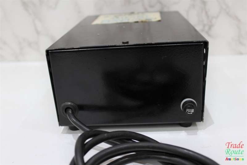 CM 220V-110V STEP DOWN TRANSFORMER 1000 W MAX - US-Plug