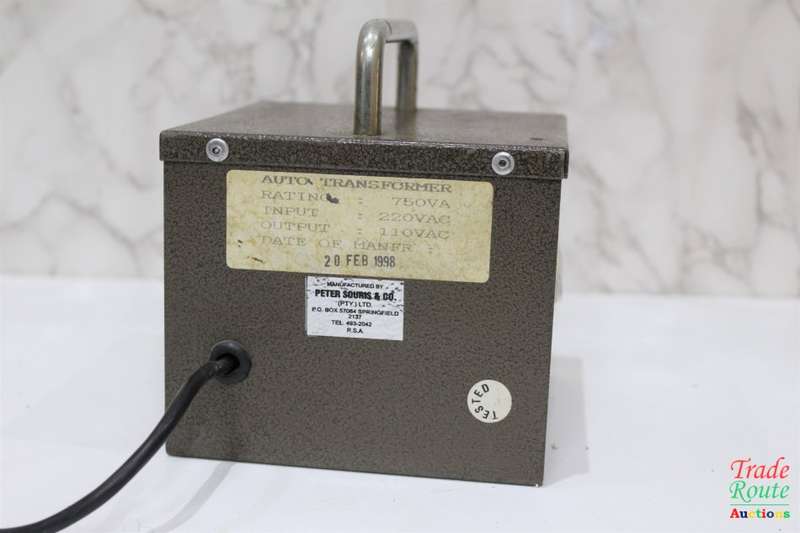 Auto Transformer - Auto Step Down Transformer 220V to 110V US PLUG
