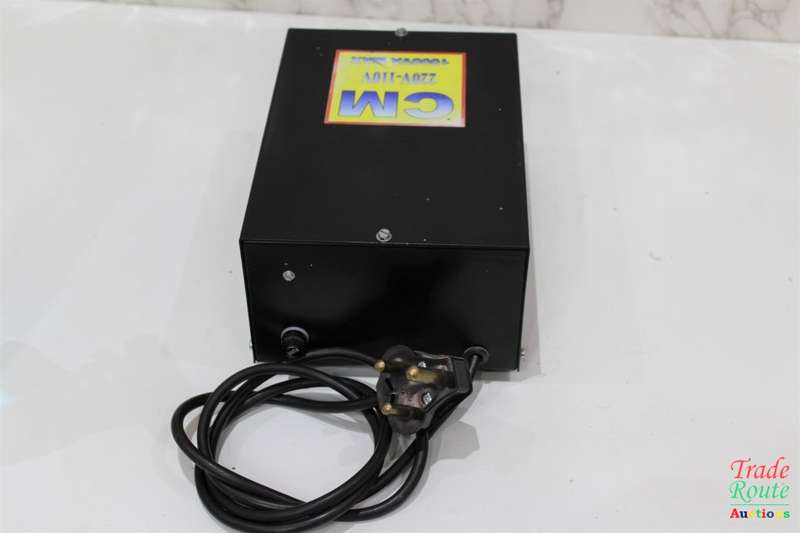 CM 220Vto110V 1000 VA MAX - Step Down Transformer