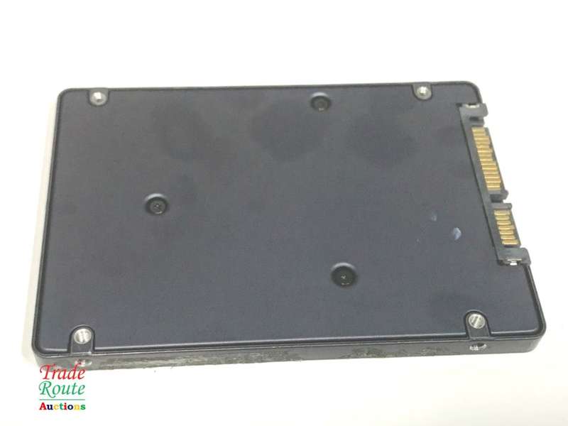 SAMSUNG 256GB SSD - Solid State Drive 2.5"