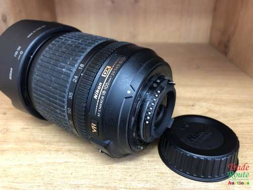 Nikon 18-105mm VR Lens