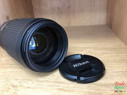 Nikon AF-S VR Zoom-NIKKOR 70-300mm f/4.5-5.6G IF-ED Lens for Nikon DSLR Cameras
