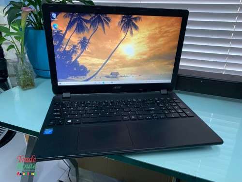Acer Aspire ES 15 (MODEL ES1-512) 15.6inch Laptop