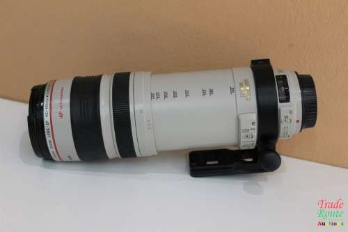 Canon EF 100-400mm f/4.5-5.6 L IS (IMAGE STABILIZER) USM Lens