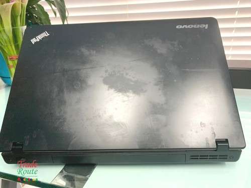 Lenovo ThinkPad Edge E520 15.6` Laptop Computer ** Please Read Description
