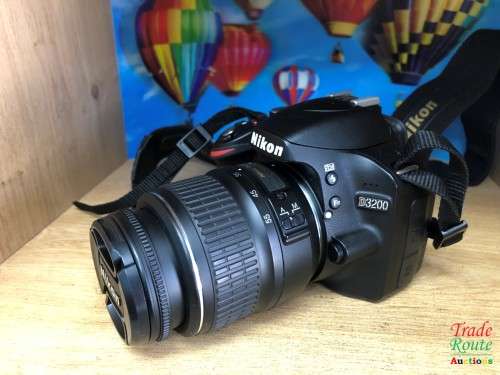 Nikon D3200 24.2 MP CMOS Digital SLR with 18-55mm f/3.5-5.6 AF-S DX NIKKOR Zoom Lens - 24.2 MP