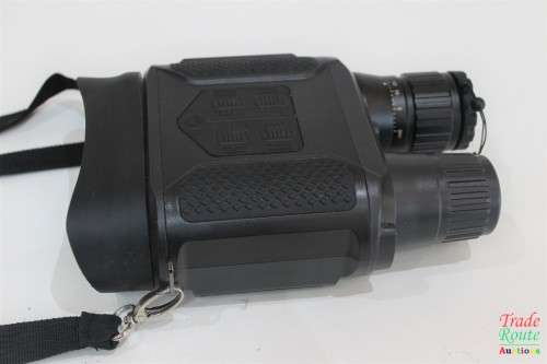 NV400B 7X31 Infared Digital Hunting Night Vision Binoculars 2.0 LCD Military Day and Night Goggles