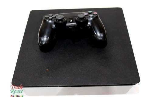 Sony PS4 PlayStation 4 SLIM 1TB console - CUH-2116B - Jet Black  *** SONY PS4 ***
