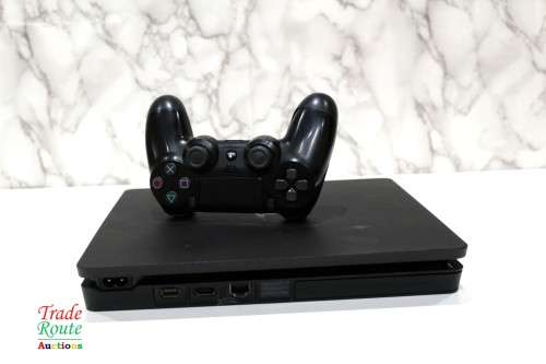 Sony PS4 PlayStation 4 SLIM 1TB console - CUH-2116B - Jet Black  *** SONY PS4 ***