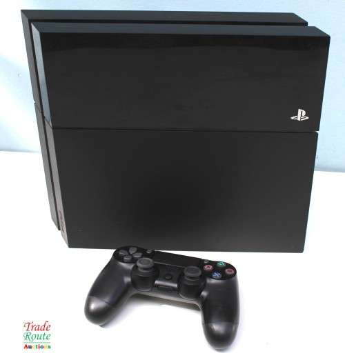 Sony PS4  PlayStation 4 console 500GB EDITION CUH-1004A plus Controller Jet Black  *** SONY PS4 ***
