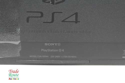 Sony PS4  PlayStation 4 console 500GB EDITION CUH-1004A plus Controller Jet Black  *** SONY PS4 ***