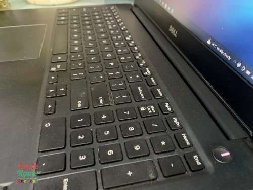 Dell Vostro 5568 15.6 LAPTOP | Intel Core i7 7th Gen | 8GB | 250GB + 1TB | Nvidia 4GB ** LOW BATTERY