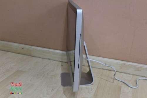 Apple iMAC | 21.5 INCH | Core i3 3.2Ghz | 8GB RAM | 500GB HDD - ATI Radeon HD Graphics - All in One