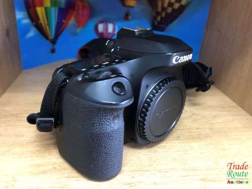 Canon EOS 80D 24.2MP PROFESSIONAL Digital SLR Camera (BODY)