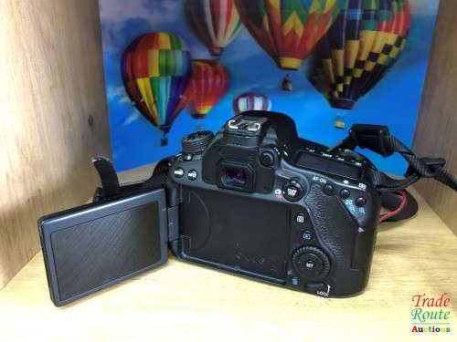 Canon EOS 80D 24.2MP PROFESSIONAL Digital SLR Camera (BODY)
