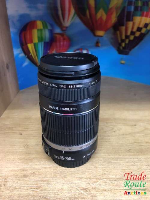 Canon EF-S 55-250m IS (Image Stabilizer)  Lens for Canon DSLR Cameras