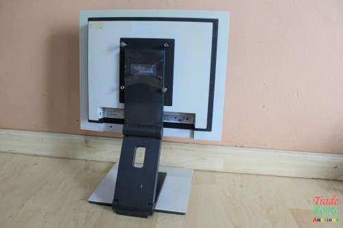 Fujitsu Siemens Computers LCD Color Monitor - D-80807