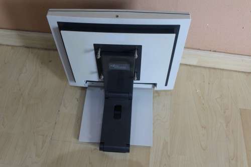 Fujitsu Siemens Computers LCD Color Monitor - D-80807