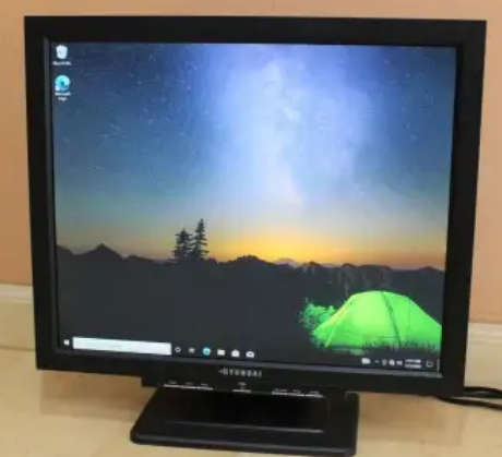 Hyundai U90D 19` LCD 1280x1024 TFT VGA DVI Monitor