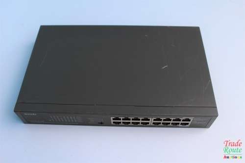 Tenda 16 Port GB Desktop - TEG1116P-16-150W - Smart Managed Switch with POE