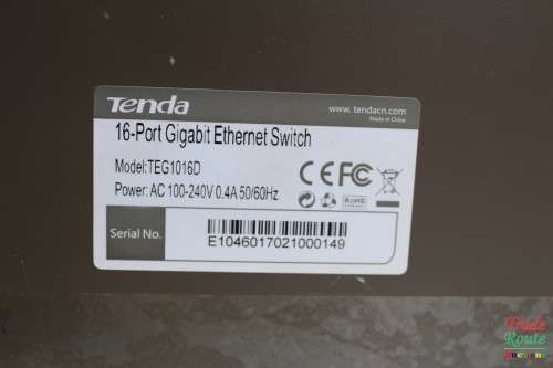 Tenda 16 Port GB Ethernet Switch - TEG1016D-16  [FOR SPARES OR REPAIR ]
