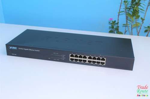 Planet Networking GSW-1601 16-Port Gigabit Ethernet Switch