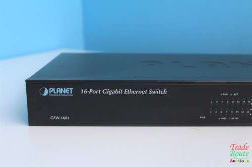 Planet Networking GSW-1601 16-Port Gigabit Ethernet Switch