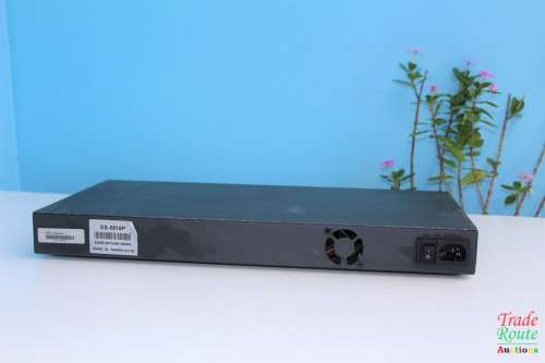 EDIMAX Networking ES-5816P 16-Port 10/100 Base - TX Web Smart POE Switch [ For Spares or Repair ]