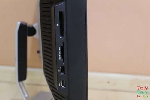 Dell UltraSharp 2407WFPB 24` Widescreen LCD Monitor [ VGA DVI S-VIDEO & COMPOSITE PORTS ]