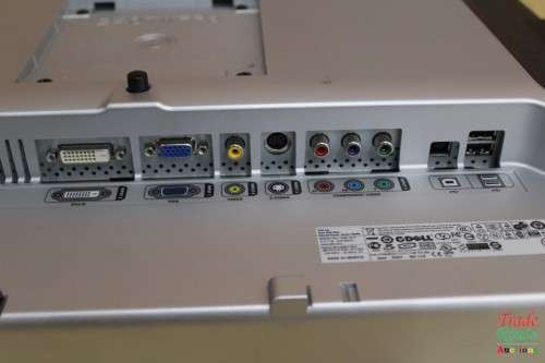 Dell UltraSharp 2407WFPB 24` Widescreen LCD Monitor [ VGA DVI S-VIDEO & COMPOSITE PORTS ]