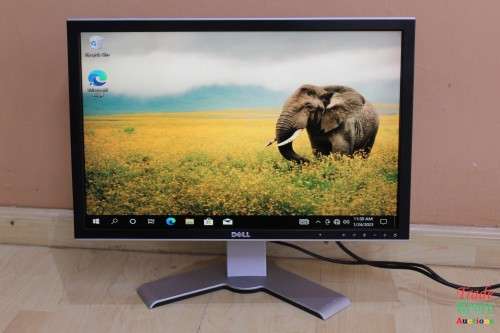 Dell UltraSharp 2407WFPB 24` Widescreen LCD Monitor [ VGA DVI S-VIDEO & COMPOSITE PORTS ]